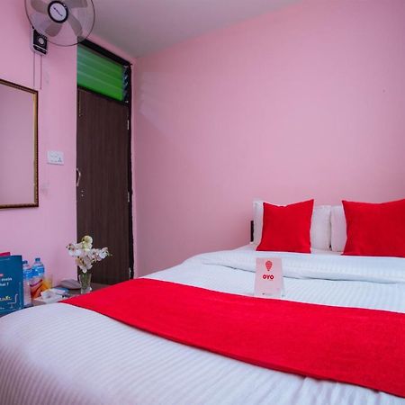 Oyo 142 Co International Guest House カトマンズ エクステリア 写真