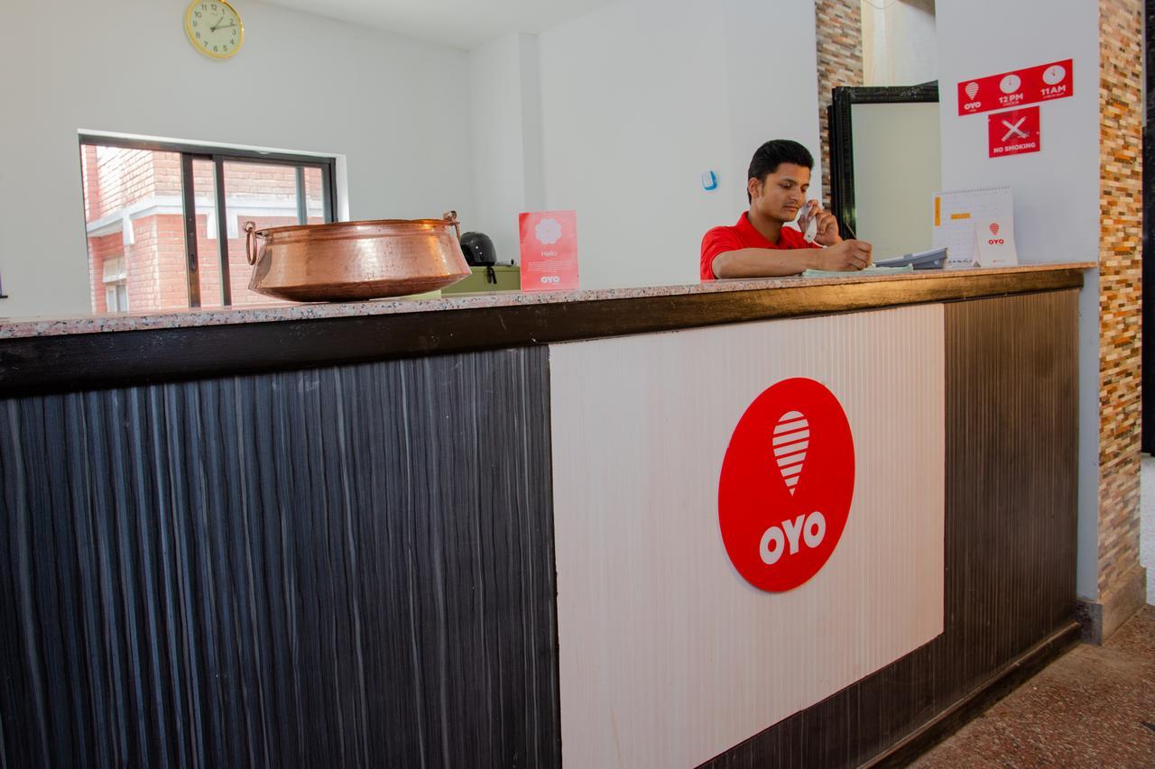 Oyo 142 Co International Guest House カトマンズ エクステリア 写真